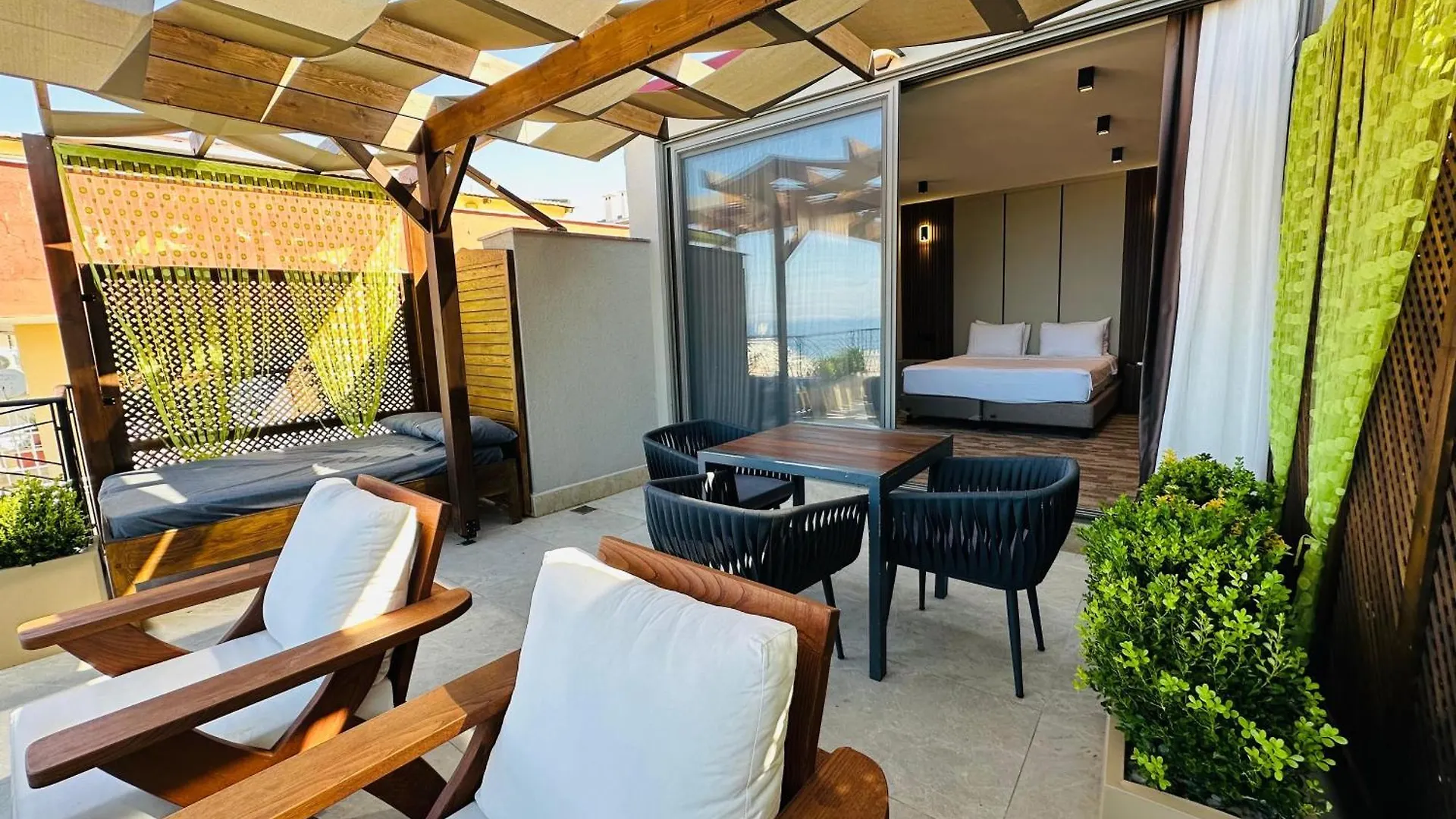 Monalisa Hotels Kusadası 0*,
